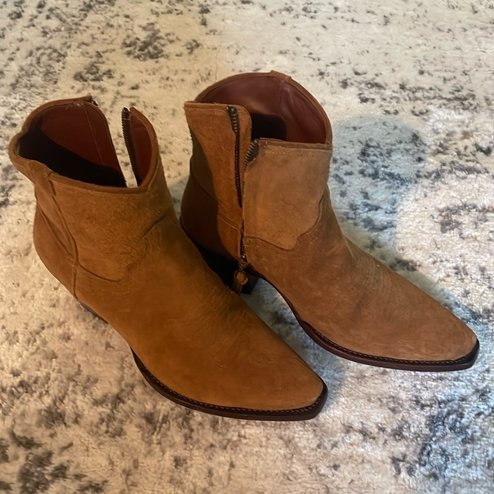 Women’s Tecovas suede boots